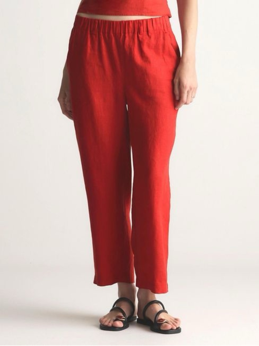 Quince Red Cropped Elastic-Waist Linen Pants